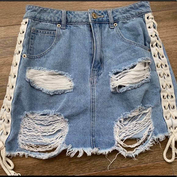 denim jean skirt - Picture 2 of 3